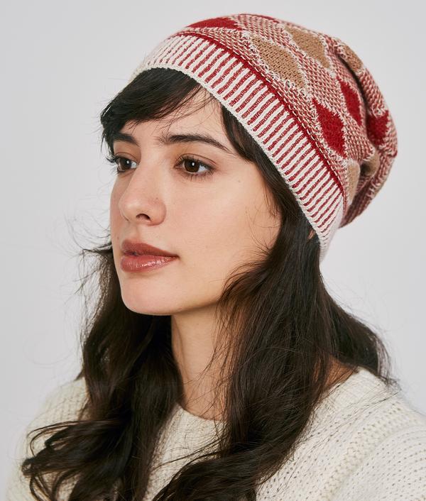 Trien diamonds reversible beanie C002