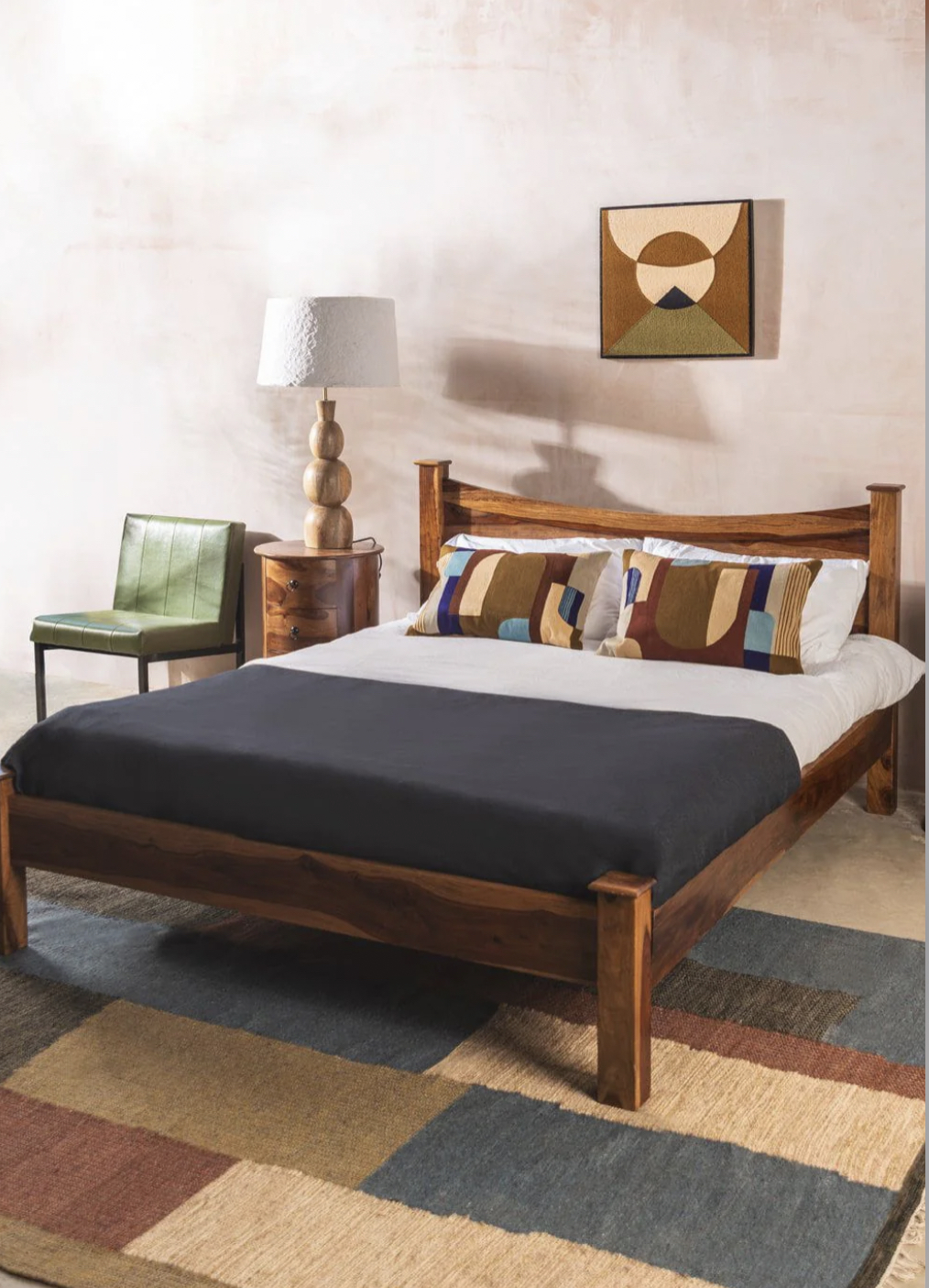Mallani King Size Curved Bed