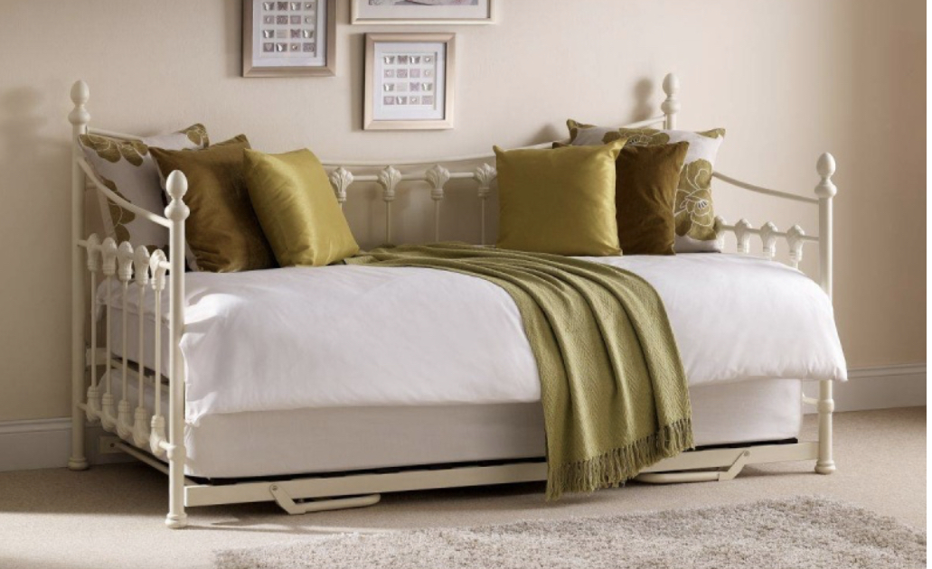 Julian Bowen Versailles Daybed