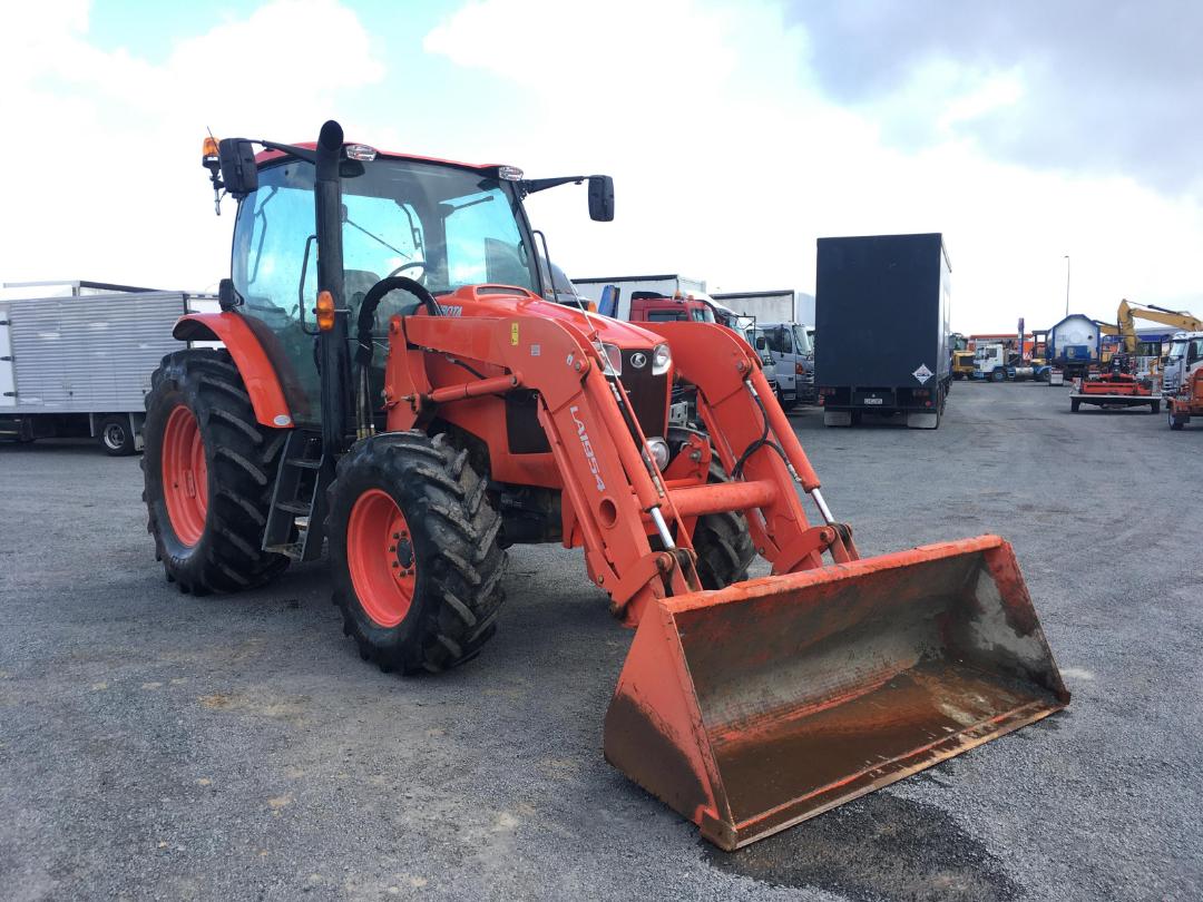 2017 Kubota M110GX Tractor